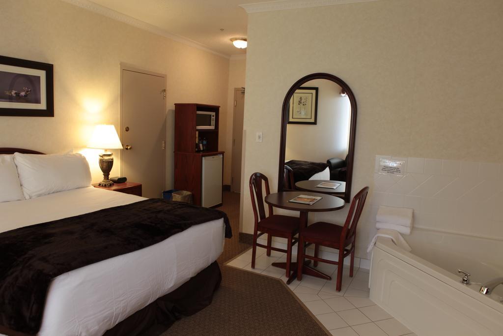 Continental Inn & Suites Edmonton Phòng bức ảnh